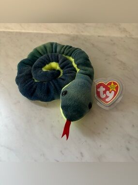 Hissy the Snake Beanie Baby